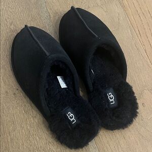 UGG Black Cozy Slippers
